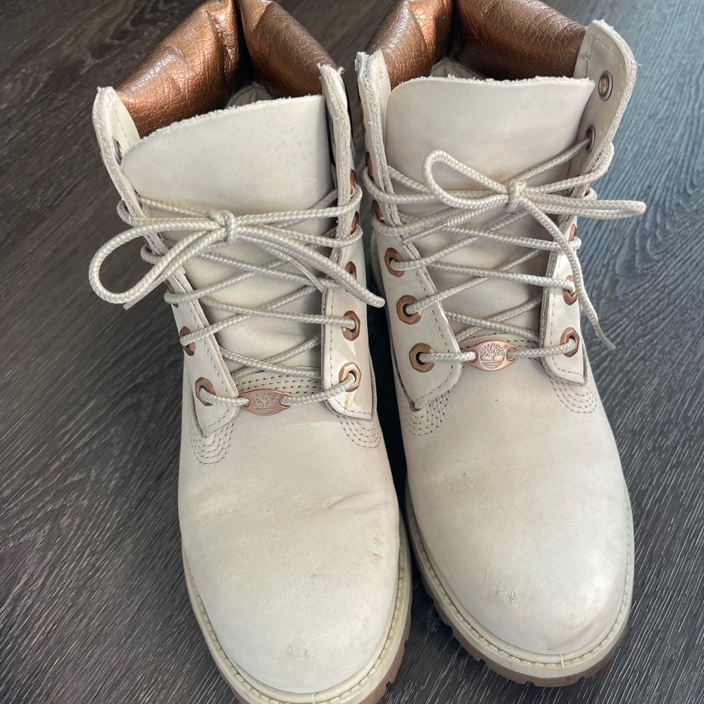 Timberland Boots - Picture 5 of 5